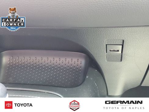 Used 2022 Toyota Corolla SE FWD image 32