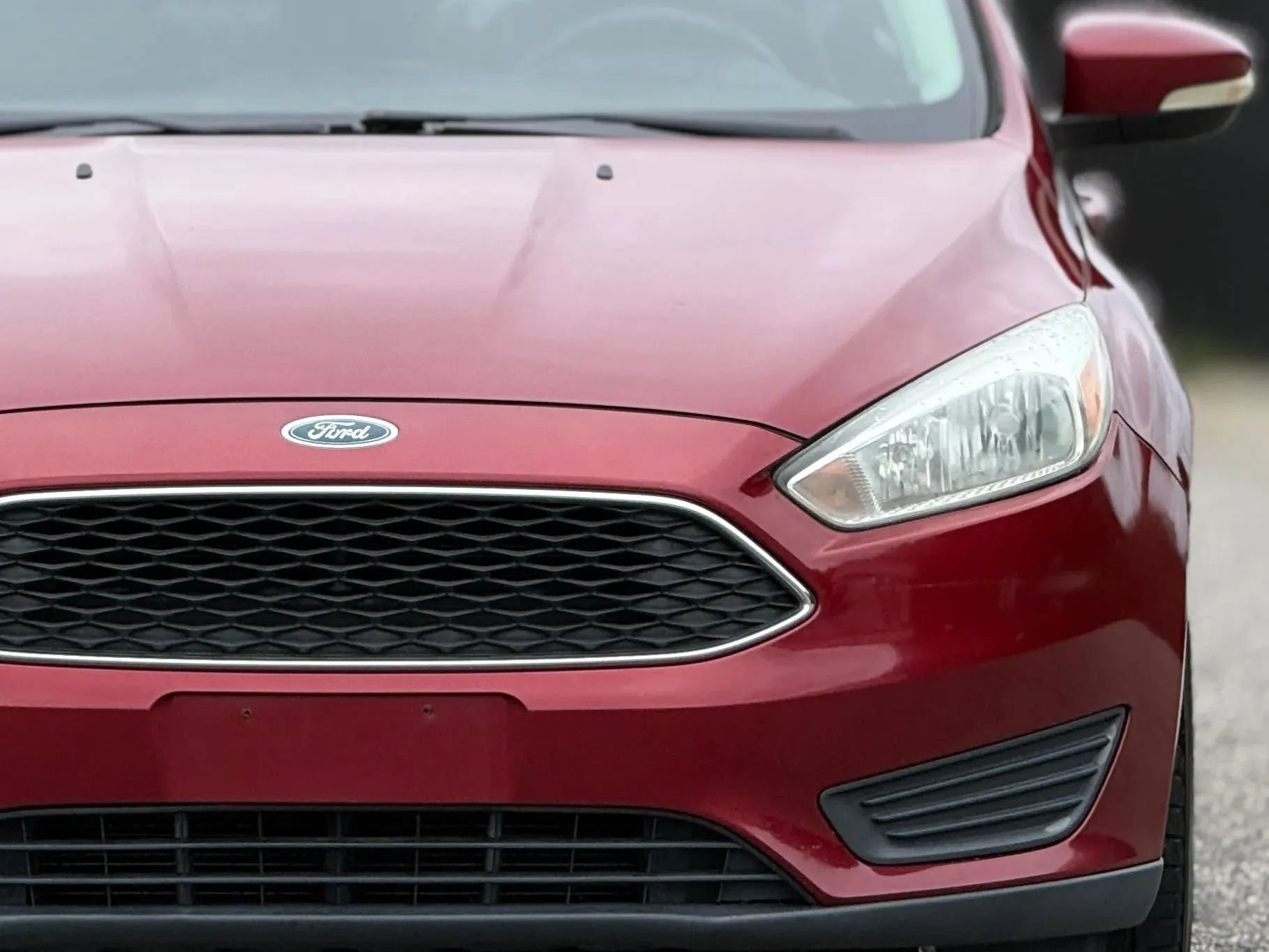 Used 2015 Ford Focus SE w/ SE Cold Weather Package FWD image 12