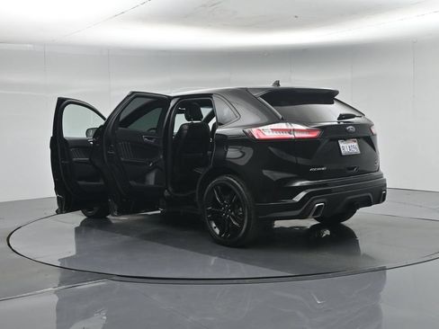 Used 2019 Ford Edge ST w/ Equipment Group 401A AWD/4WD image 36