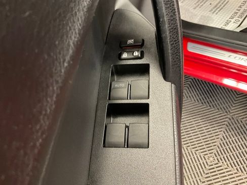 Used 2016 Toyota Corolla S Special Edition FWD image 12