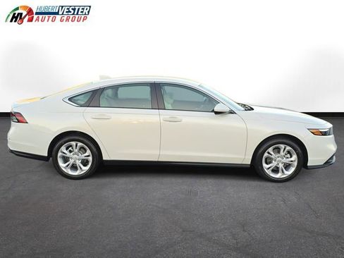 New 2025 Honda Accord LX image 5