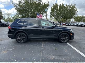 Used 2024 Volkswagen Tiguan SE video 4