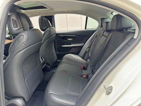 Used 2022 Mercedes-Benz C 300 Sedan image 44