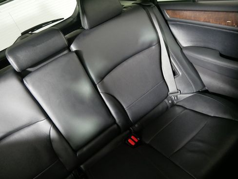 Used 2016 Subaru Outback 2.5i Limited image 14