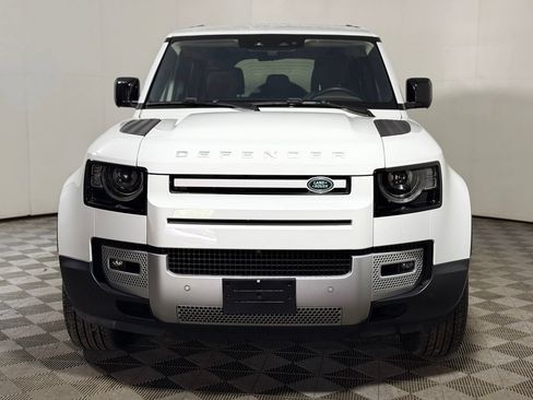 Used 2020 Land Rover Defender 110 HSE AWD/4WD image 9
