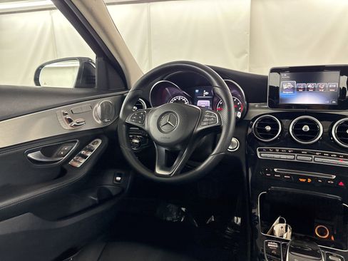 Used 2015 Mercedes-Benz C 300 Sedan image 28