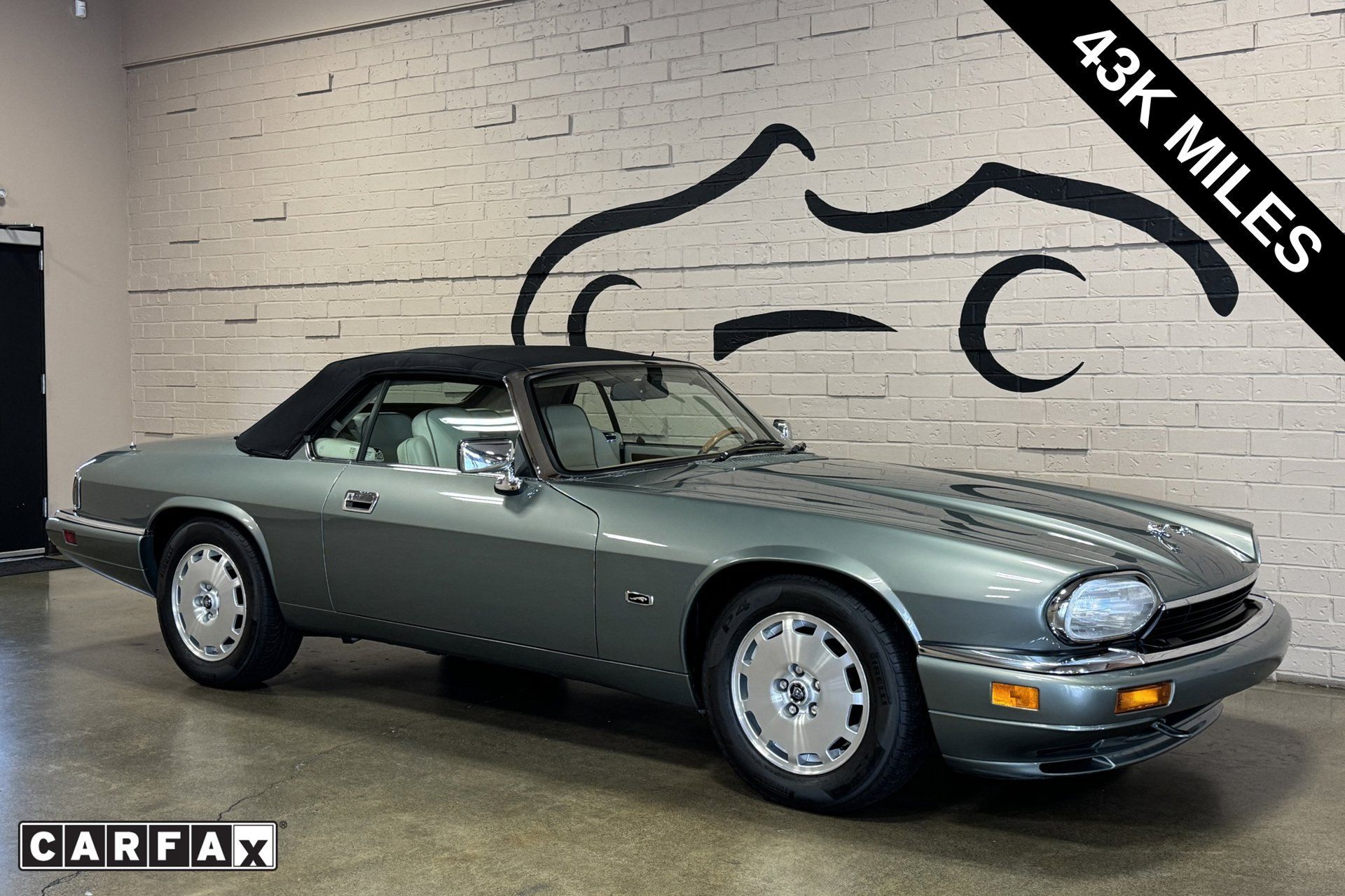 Used 1996 Jaguar XJS 4.0 Convertible RWD image 1