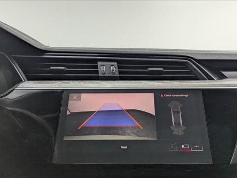 Used 2021 Audi e-tron Premium w/ Black Optic Package image 32