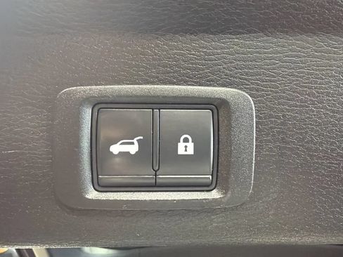 Used 2022 Mitsubishi Outlander SE AWD/4WD image 13