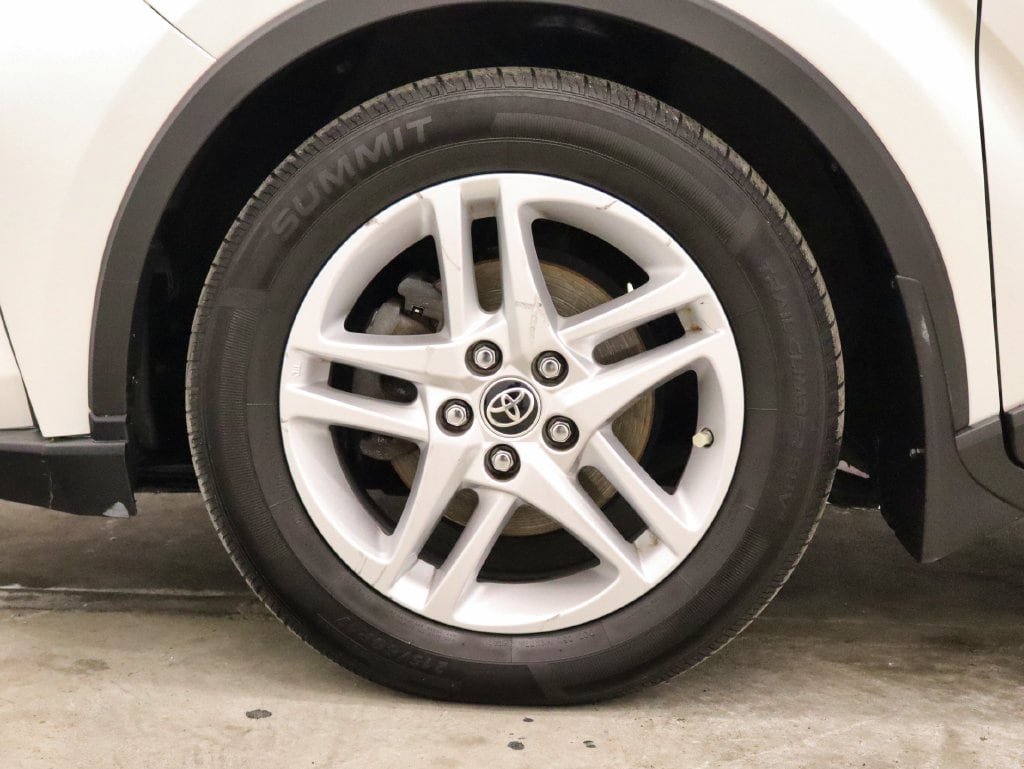 Used 2021 Toyota C-HR LE FWD image 59