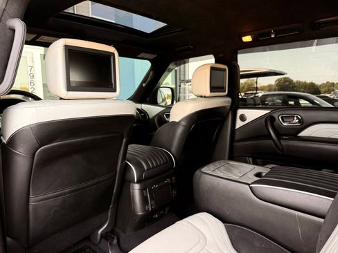 Used 2019 INFINITI QX80 Limited w/ All-Season Package AWD/4WD image 25