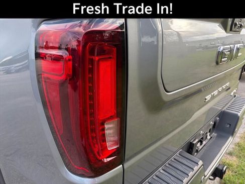 Used 2024 GMC Sierra 1500 AT4 w/ Technology Package image 10