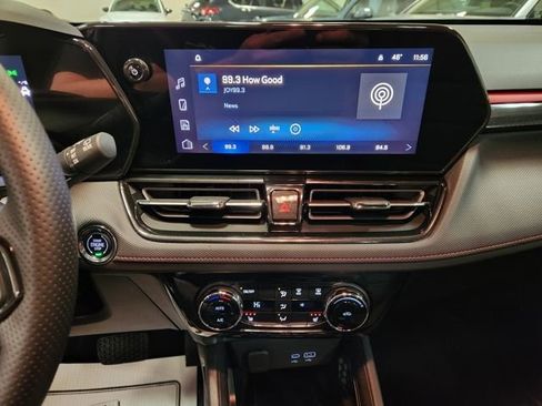 Certified 2024 Chevrolet TrailBlazer RS w/ Convenience Package image 14