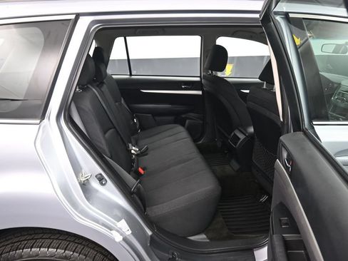 Used 2012 Subaru Outback 2.5i AWD/4WD image 34