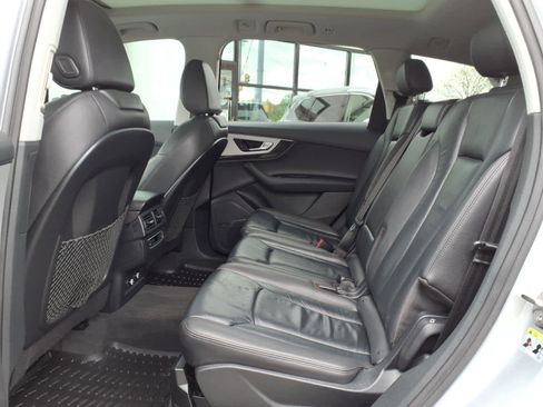 Used 2019 Audi Q7 2.0T Premium Plus w/ Premium Plus Package AWD/4WD image 13