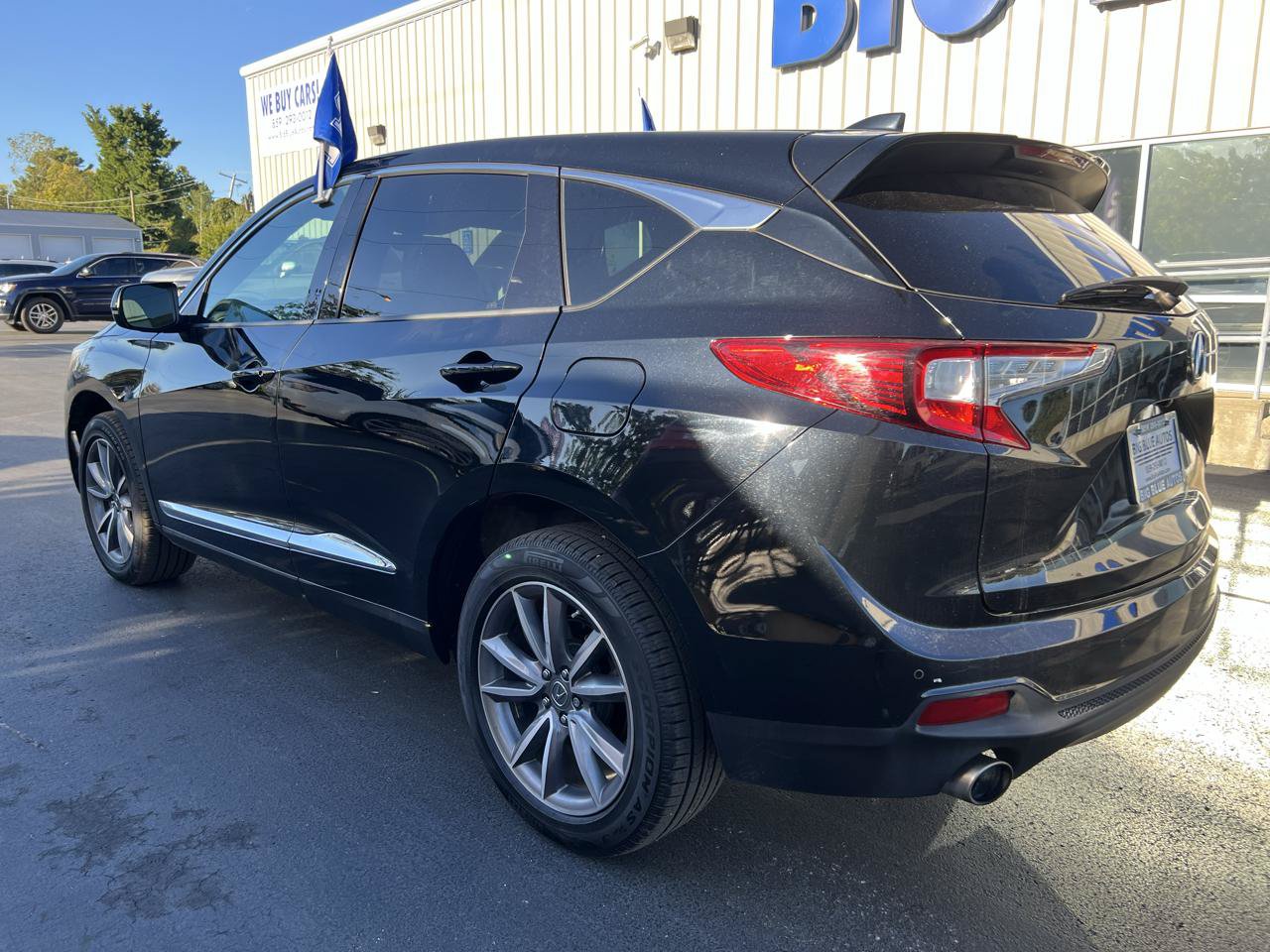 Used 2020 Acura RDX w/ Technology Package AWD/4WD image 3