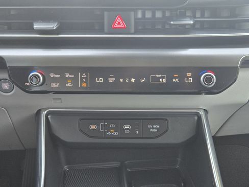 New 2026 Kia Carnival SX FWD image 14