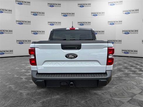 New 2025 Ford Maverick XLT w/ Black Appearance Package image 4