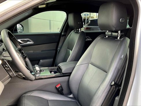 Used 2025 Land Rover Range Rover Velar Dynamic SE image 25