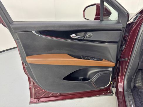 Used 2022 Lincoln Nautilus Reserve image 39