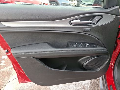 Used 2024 Alfa Romeo Stelvio Ti w/ Active Assist Plus Package image 12