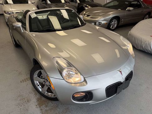 Used 2007 Pontiac Solstice GXP w/ Premium Package image 11