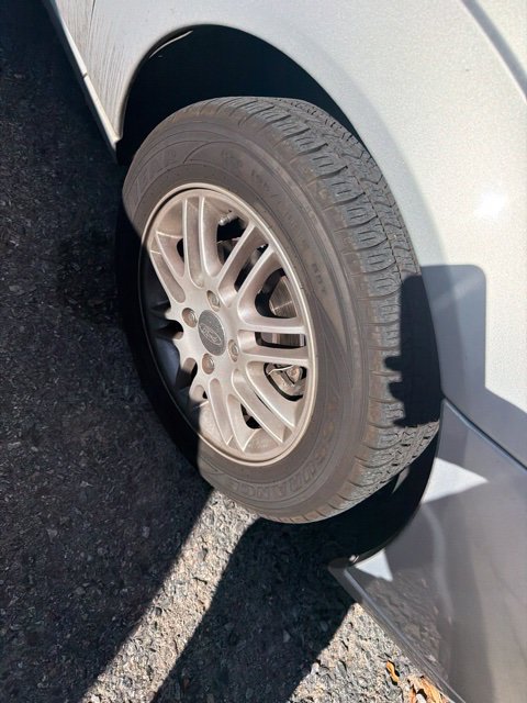 Used 2003 Ford Focus SE FWD image 3