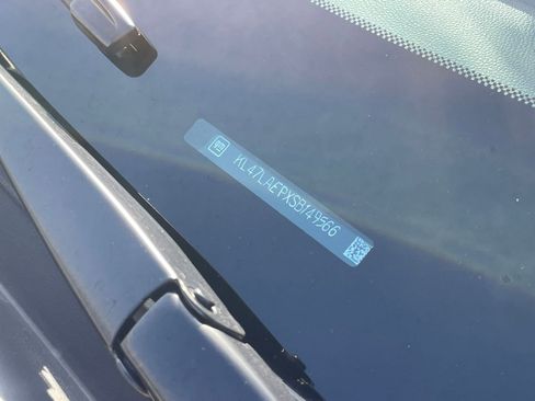 Used 2025 Buick Envista Preferred image 29