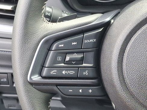 Certified 2025 Subaru Forester Limited image 22