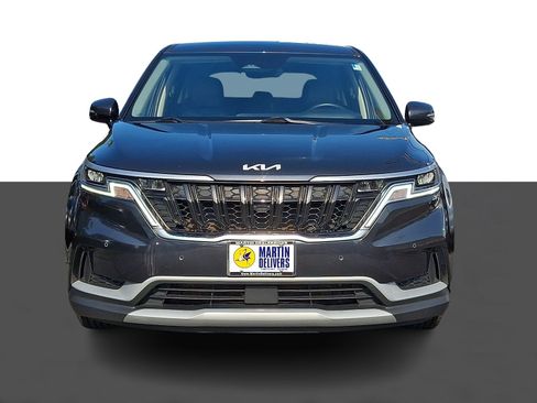 Certified 2022 Kia Carnival EX FWD image 2