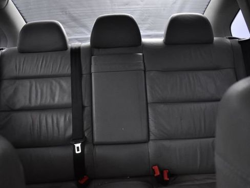 Used 2004 Volkswagen Passat GLX AWD/4WD image 13