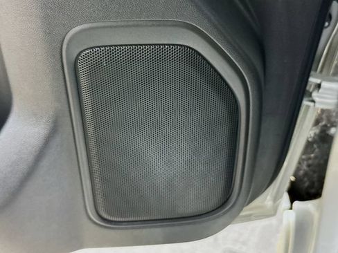 Used 2022 GMC Sierra 1500 Elevation RWD image 15