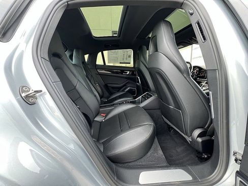 Used 2018 Porsche Panamera 4S image 26
