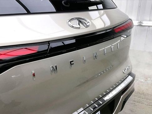 Certified 2025 INFINITI QX60 Luxe w/ Cargo Package image 33