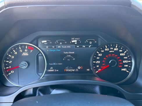 Used 2018 Ford F150 Raptor w/ Equipment Group 802A Luxury AWD/4WD image 8