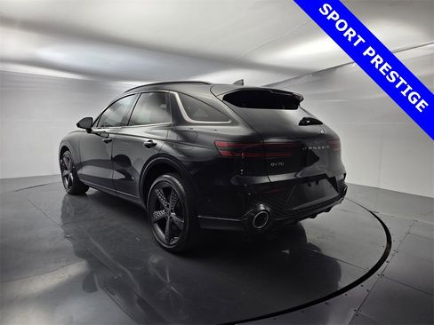 Used 2023 Genesis GV70 3.5T Sport w/ Sport Prestige Package image 10