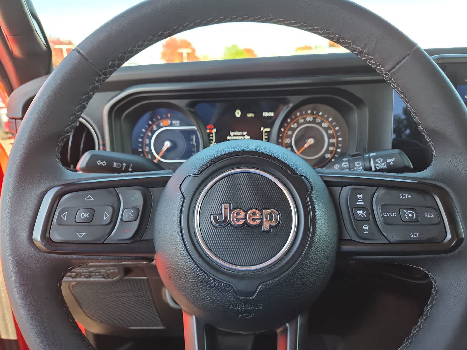 Certified 2025 Jeep Wrangler Unlimited Rubicon AWD/4WD image 23
