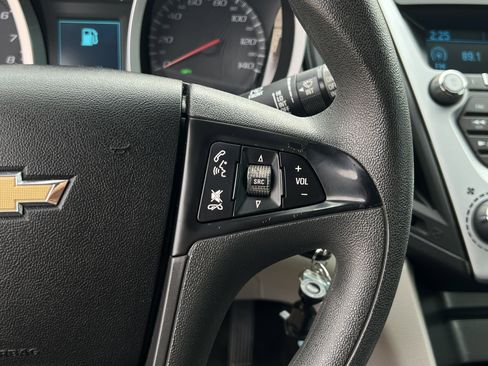 Used 2014 Chevrolet Equinox LS image 18