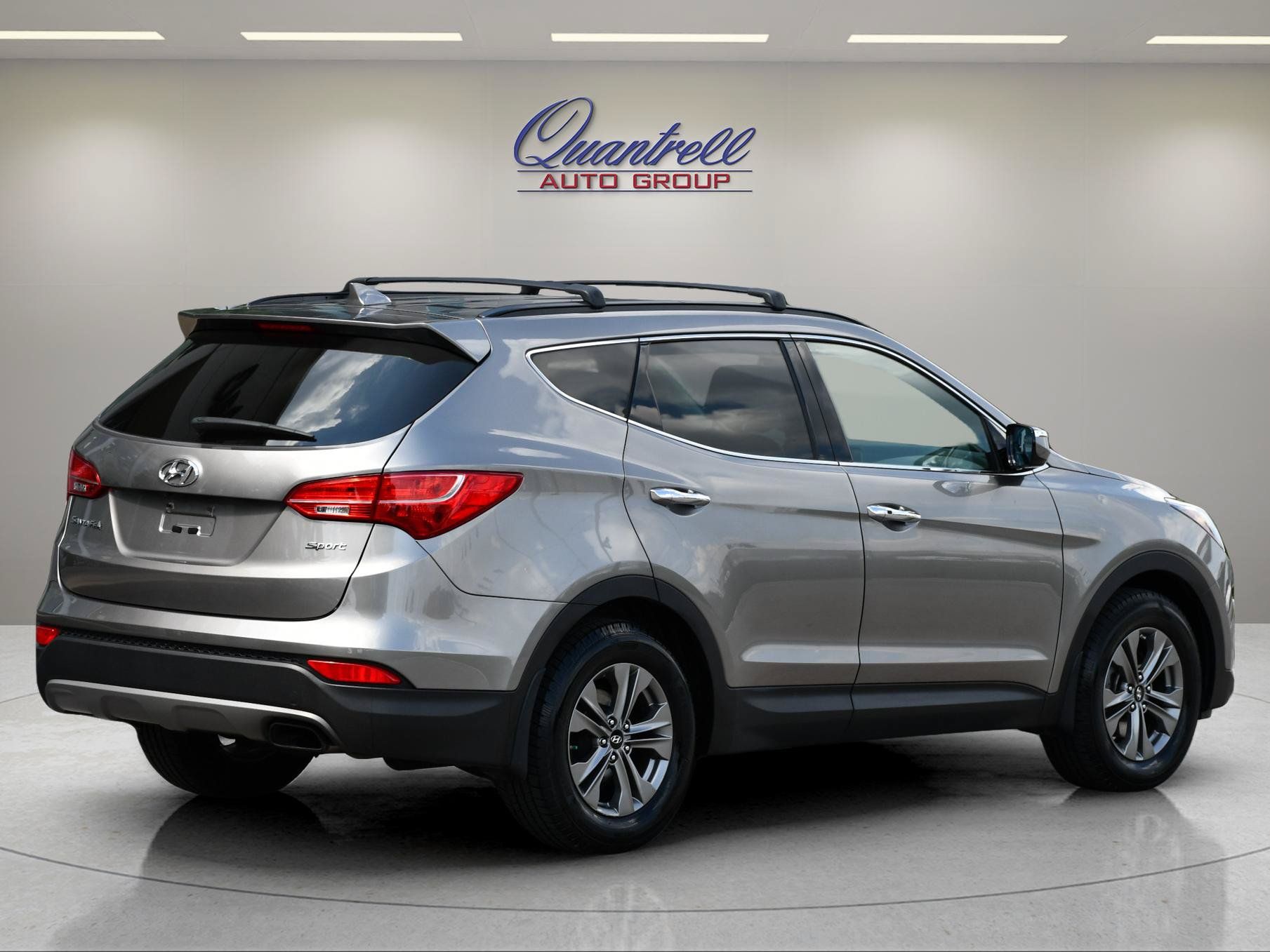 Used 2016 Hyundai Santa Fe Sport w/ Option Group 03 FWD image 4