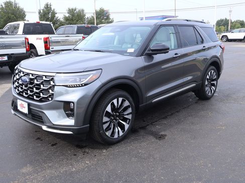 New 2026 Ford Explorer Platinum w/ LUX Leather Package AWD/4WD image 11