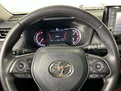 Used 2022 Toyota RAV4 Adventure image 12