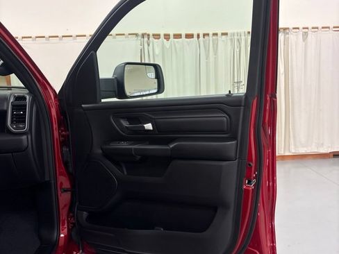 New 2026 RAM 1500 Express AWD/4WD image 26