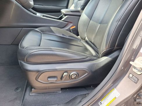 Used 2023 Jeep Grand Cherokee L Limited image 32