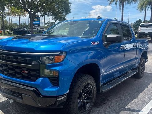 Used 2022 Chevrolet Silverado 1500 Custom Trail Boss AWD/4WD image 1