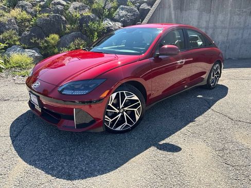 Used 2023 Hyundai Ioniq 6 SEL AWD/4WD image 1