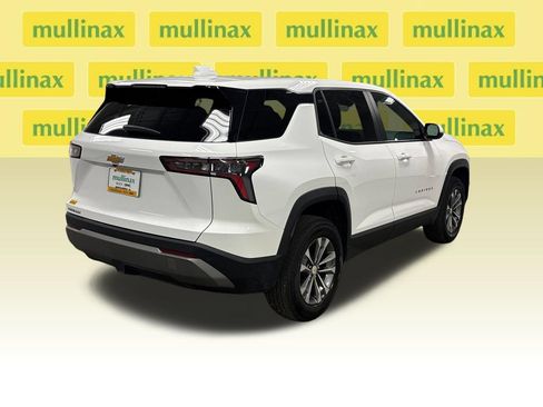 Used 2026 Chevrolet Equinox LT FWD image 18