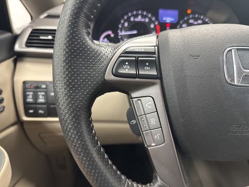 Used 2015 Honda Odyssey Touring image 11