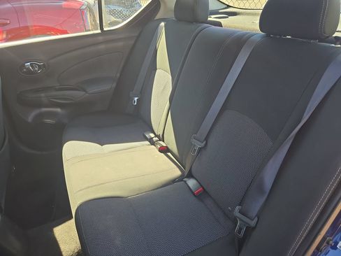 Used 2019 Nissan Versa SV FWD image 9