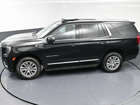 Used 2024 GMC Yukon Denali AWD/4WD image 48