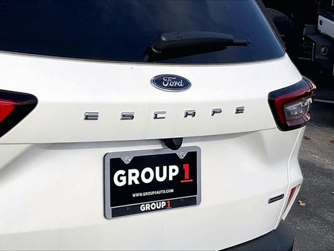 New 2026 Ford Escape ST-Line Select w/ Tech Pack #2 image 15